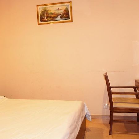 Aryal International Hotel カトマンズ エクステリア 写真