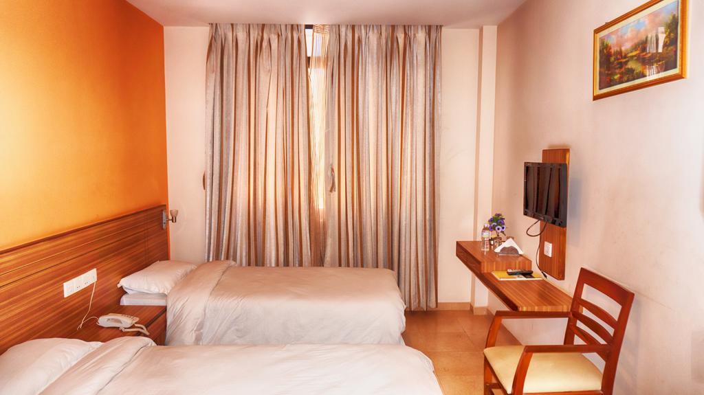 Aryal International Hotel カトマンズ 部屋 写真