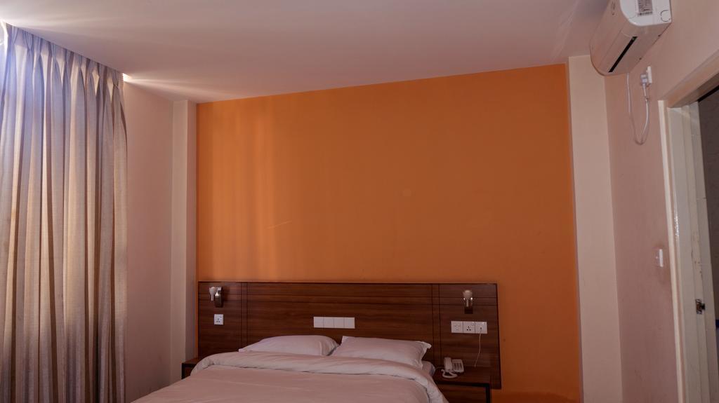 Aryal International Hotel カトマンズ 部屋 写真